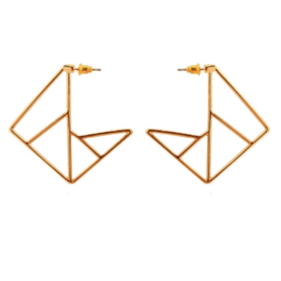 Jewelry - New 🎁 gold plated geometric stud earrings